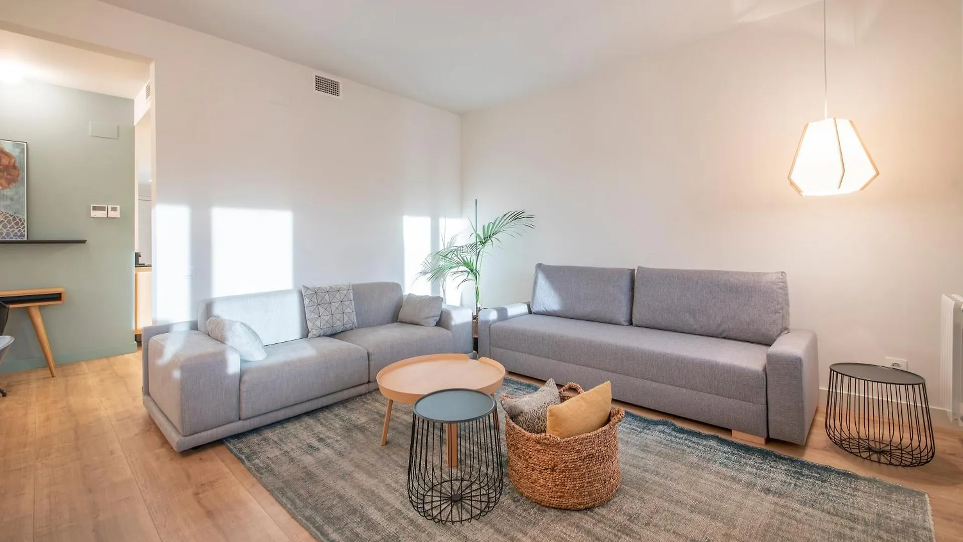 Central One Bedroom Apartment You Stylish Apartments Barcelona